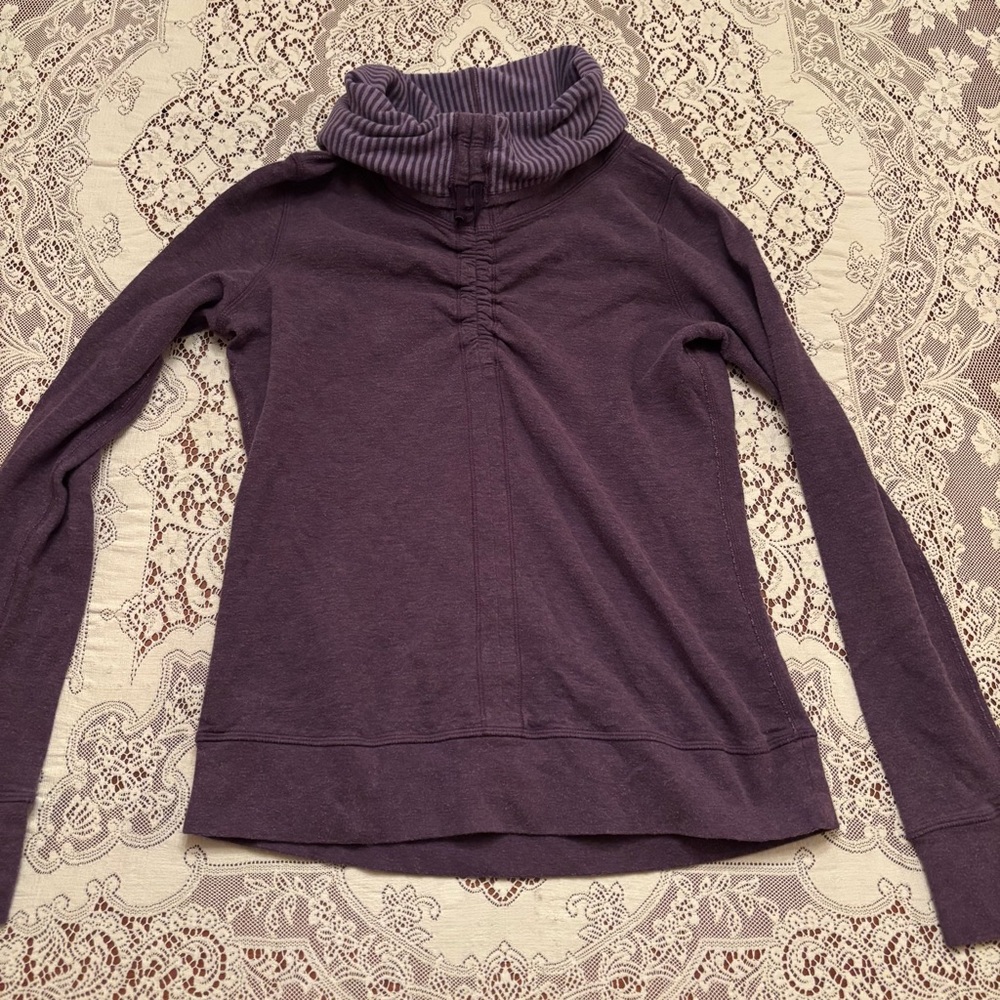 purple turtleneck lululemon sweater size 4